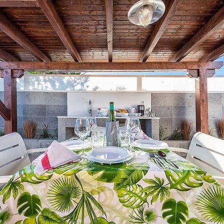 Bungalows Los Arcos 77 San Bartolomé Екстериор снимка