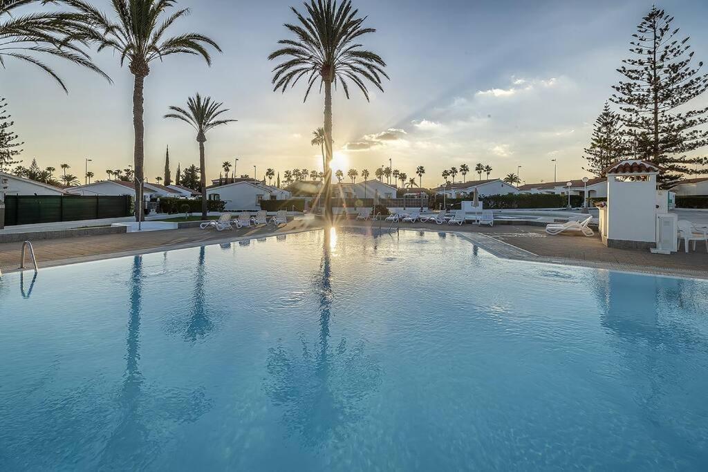 Bungalows Los Arcos 77 San Bartolomé Екстериор снимка