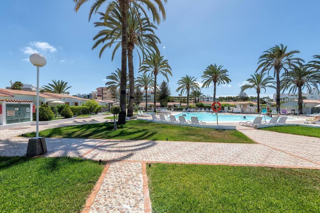 Bungalows Los Arcos 77 San Bartolomé Екстериор снимка