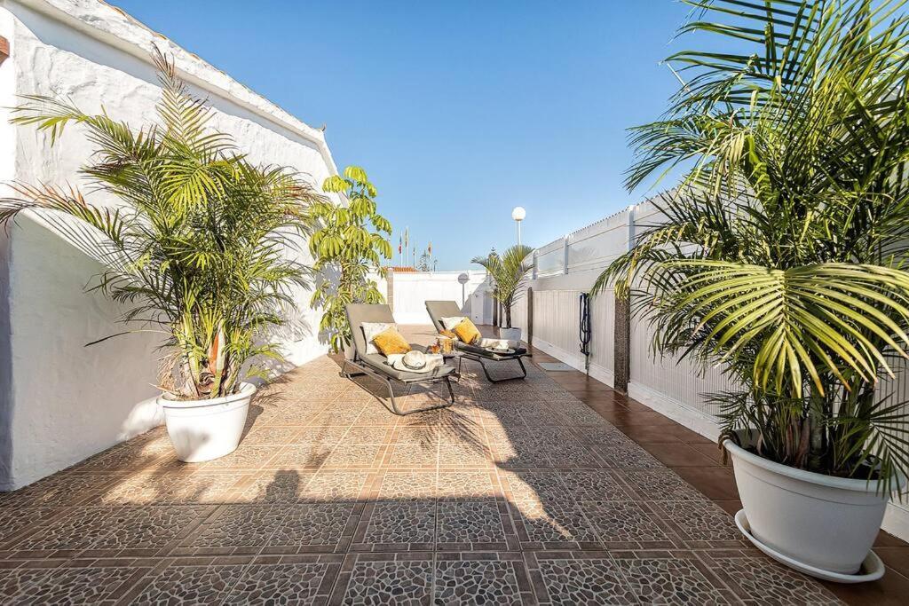 Bungalows Los Arcos 77 San Bartolomé Екстериор снимка