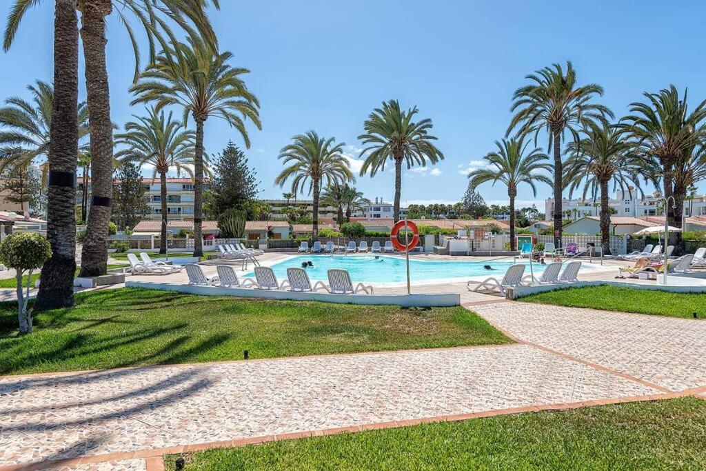 Bungalows Los Arcos 77 San Bartolomé Екстериор снимка