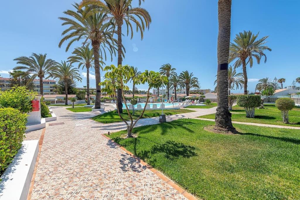 Bungalows Los Arcos 77 San Bartolomé Екстериор снимка