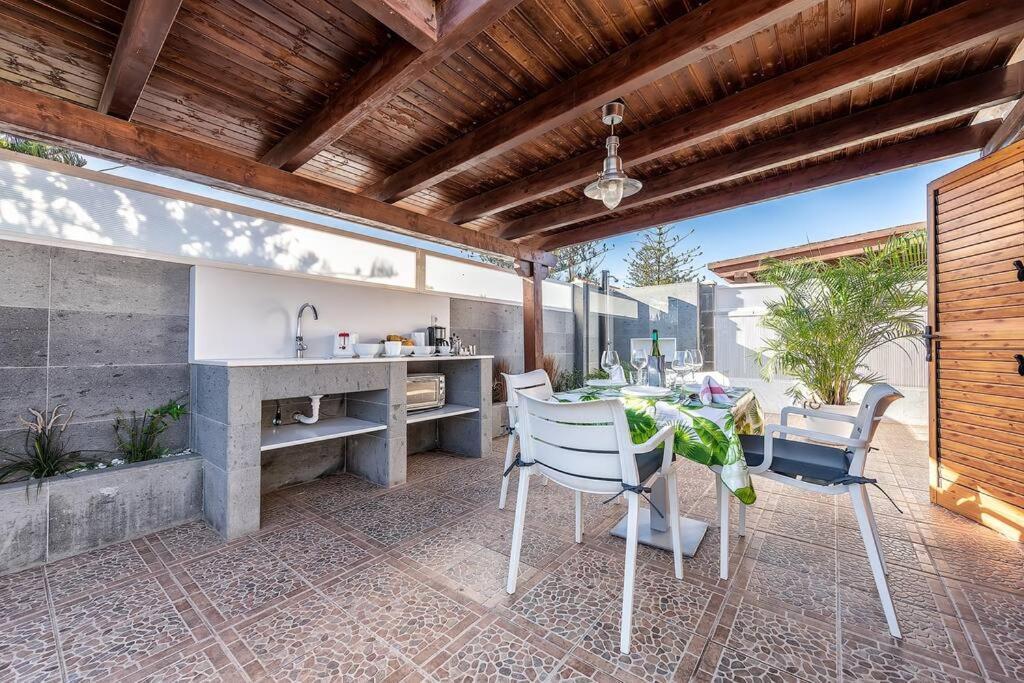 Bungalows Los Arcos 77 San Bartolomé Екстериор снимка