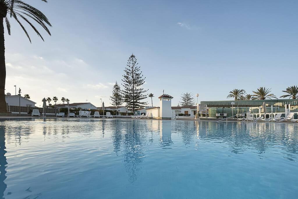 Bungalows Los Arcos 77 San Bartolomé Екстериор снимка