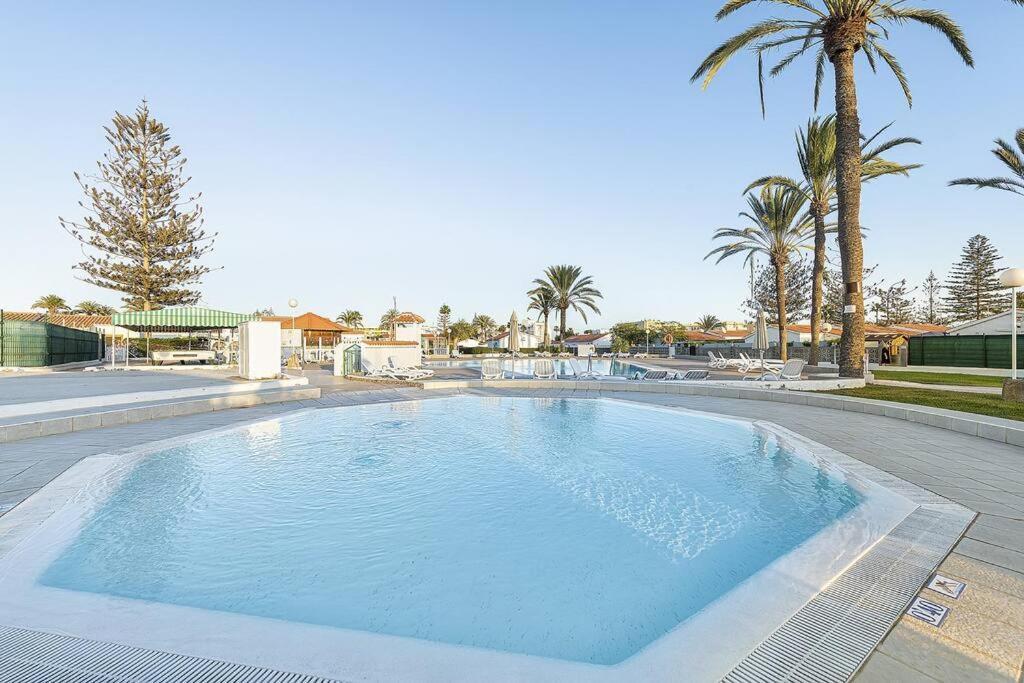 Bungalows Los Arcos 77 San Bartolomé Екстериор снимка